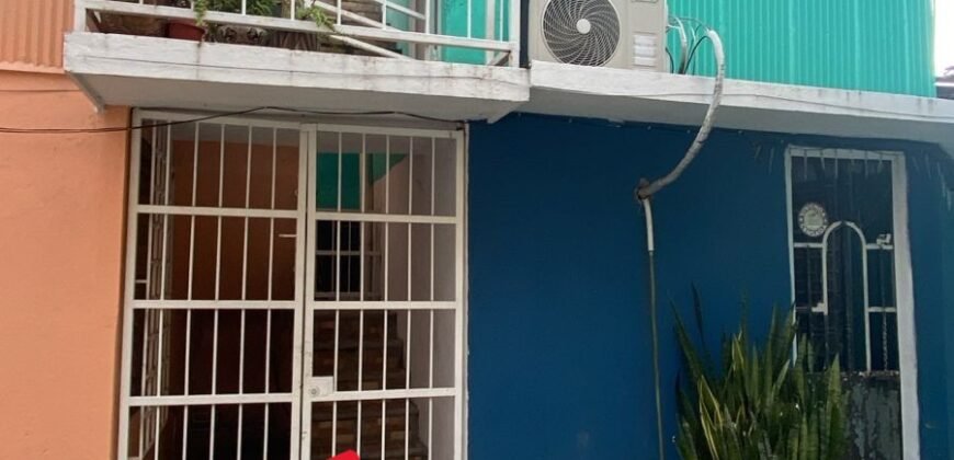 Casa en venta de 52 m2 de construcción!! en Cda de Independencia s/n, Col. Miguel Hidalgo, Villahermosa, Tab. por $995,000