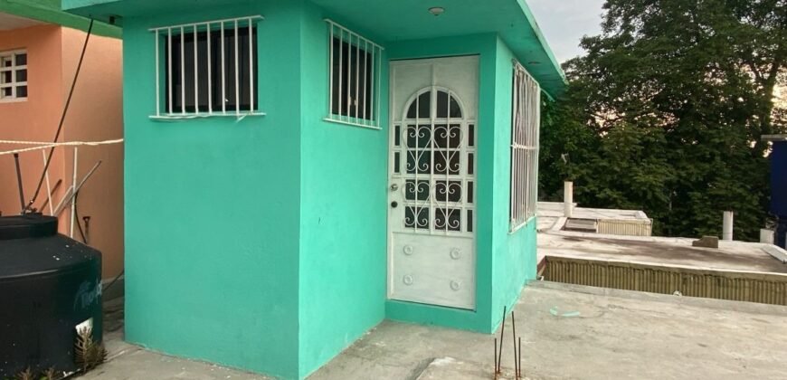 Casa en venta de 52 m2 de construcción!! en Cda de Independencia s/n, Col. Miguel Hidalgo, Villahermosa, Tab. por $995,000