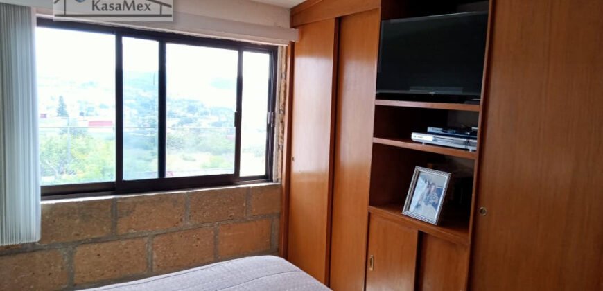 Acogedora Casa, Transito Local, Enorme Potencial, Altísima Plusvalía, Zona Muy Segura. MAGNIFICO PRECIO