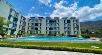 Lago Luna, Lake Views 2406