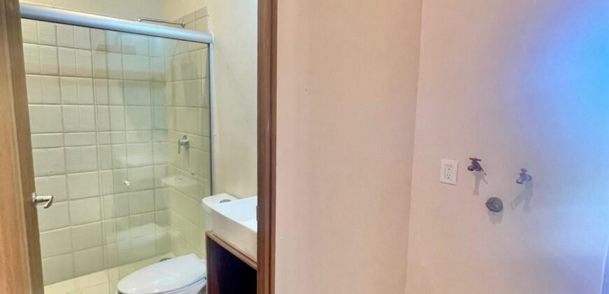 Lago Luna San Cristóbal, Depa 801