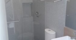 SE RENTA MODERNA CASA EN PROYECTO PRIVADO CON ACCESO CONTROLADO CENTRICAMENTO UBICADA A SOLO 5 MIN. DE LA ZONA RÍO, GARITA DE SAN ISIDRO, PLAZAS COMERCIALES, COLEGIOS, RESTAURANTES, BANCOS, HOTELES GIMNASIOS Y MÁS.