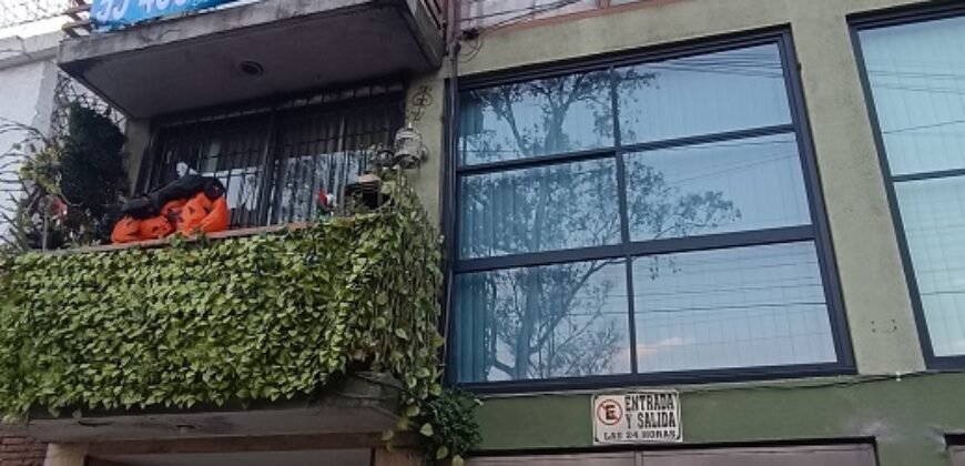 Departamento amplio de 86 m. en VENTA, dos recamaras, un baño, un estacionamiento, Col. Xotepingo, Coyoacan, cdmx