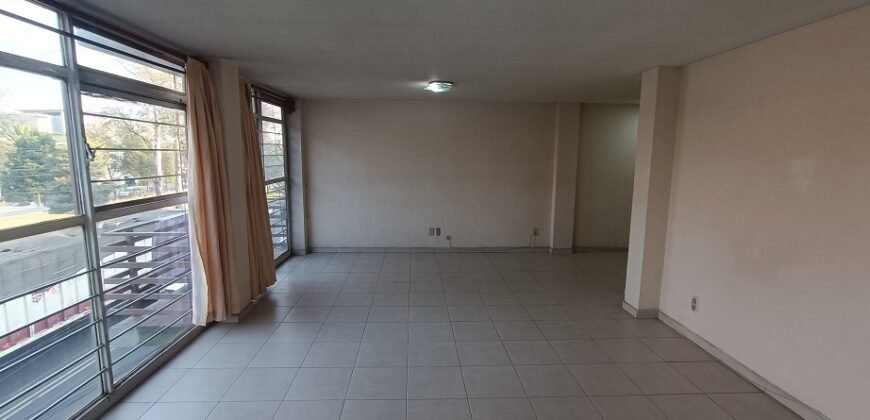 Departamento amplio de 86 m. en VENTA, dos recamaras, un baño, un estacionamiento, Col. Xotepingo, Coyoacan, cdmx