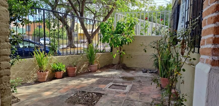 CASA EN VENTA EN JARDINES ALCALDE – GUADALAJARA