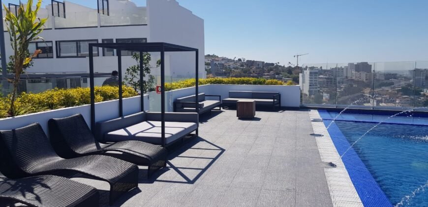 SE RENTA MODERNA CASA EN PROYECTO PRIVADO CON ACCESO CONTROLADO CENTRICAMENTO UBICADA A SOLO 5 MIN. DE LA ZONA RÍO, GARITA DE SAN ISIDRO, PLAZAS COMERCIALES, COLEGIOS, RESTAURANTES, BANCOS, HOTELES GIMNASIOS Y MÁS.