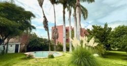 Fixer Upper, San Cristóbal Lakefront