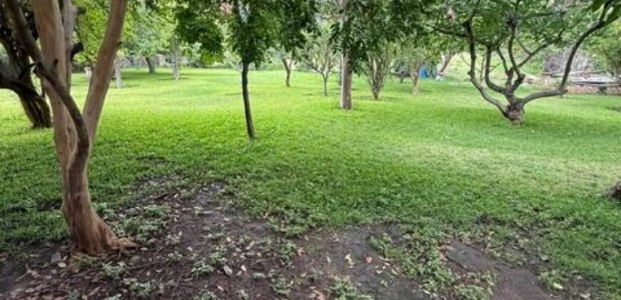 Fixer Upper, San Cristóbal Lakefront