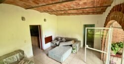 Fixer Upper, San Cristóbal Lakefront