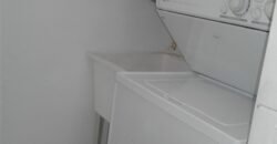 SE RENTA MODERNA CASA EN PROYECTO PRIVADO CON ACCESO CONTROLADO CENTRICAMENTO UBICADA A SOLO 5 MIN. DE LA ZONA RÍO, GARITA DE SAN ISIDRO, PLAZAS COMERCIALES, COLEGIOS, RESTAURANTES, BANCOS, HOTELES GIMNASIOS Y MÁS.