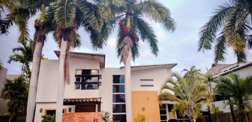 HERMOSA CASA EN VENTA ZONA NUEVO VALLARTA / NAYARIT