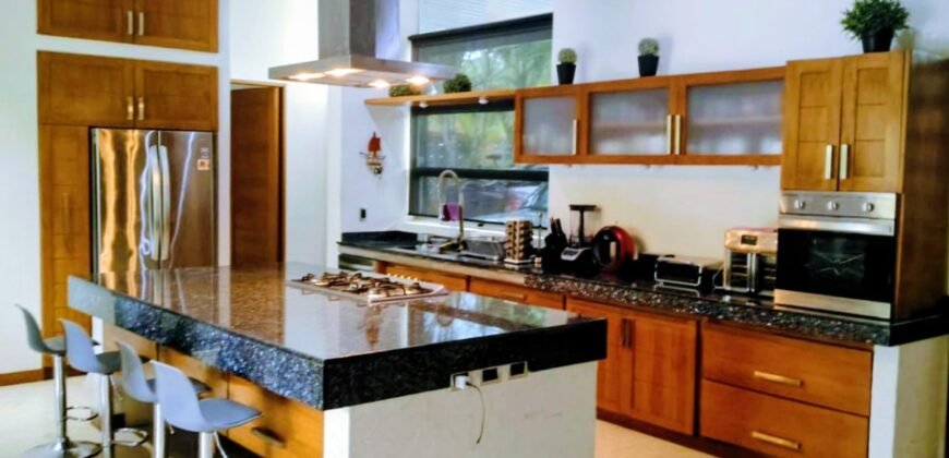 HERMOSA CASA EN RENTA ZONA NUEVO VALLARTA / NAYARIT