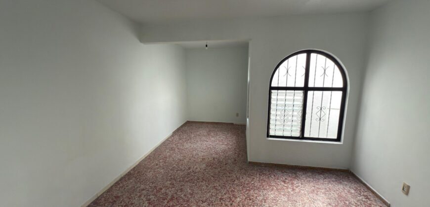 CASA EN VENTA EN JARDINES ALCALDE – GUADALAJARA