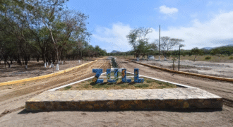 Lotes en Playa Azul a 120 metros de la Playa/ Residencial ZULL