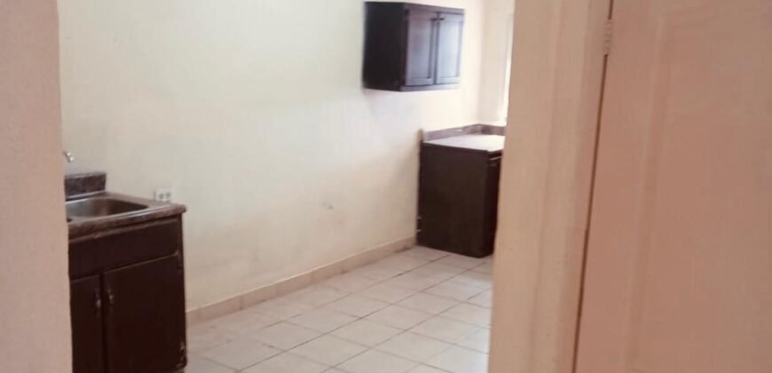 SE VENDE AMPLIA CASA EN MEXICALLI (Fracc. Quinta del Rey)