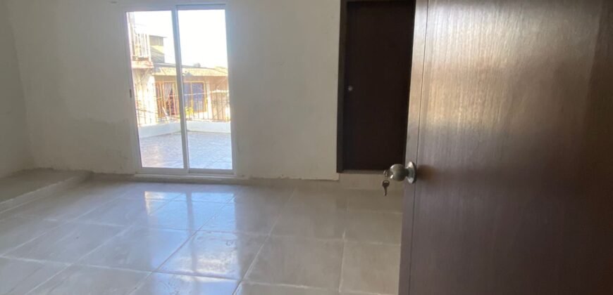 🏡 Casa en venta de 118.67 mt2 construidos!!! Céntrica, en Callejón Rullan Ferrer Casa 2, casi esq. Mina, Col. Mayito, Vhsa., Tab. por $1,749,000!!