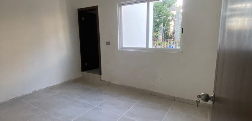 🏡 Casa en venta de 118.67 mt2 construidos!!! Céntrica, en Callejón Rullan Ferrer Casa 2, casi esq. Mina, Col. Mayito, Vhsa., Tab. por $1,749,000!!