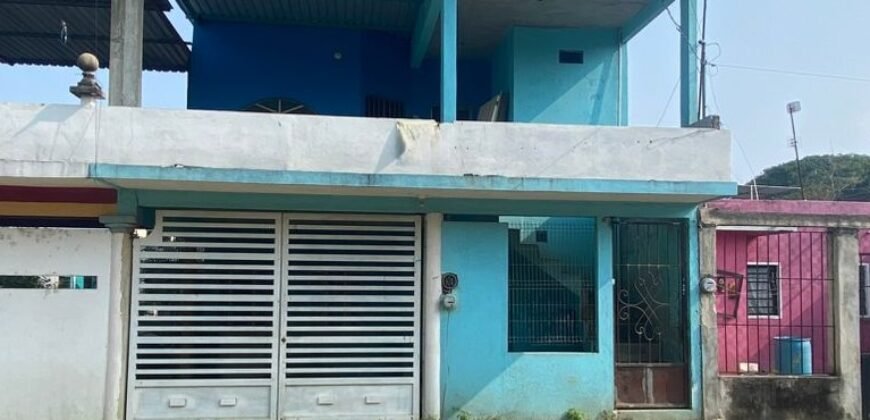 🏡 Casa en venta de 120 mt2 construidos!!! en Calle 6, Pob. Manuel Buelta, frente a la agencia Superior!,Teapa, Tab. por $1,100,000!!