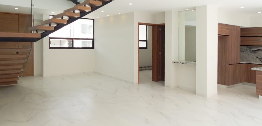 Hermosa Casa Nueva en Arbolada Bosques de Santa Anita, Tlajomulco. 236 Mts.