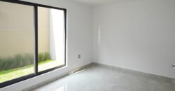 Casa Nueva en Punto Sur Elite, Tlajomulco. 306 Mts.