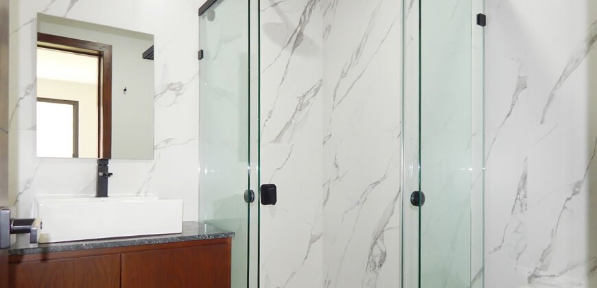 Casa Nueva en Punto Sur Elite, Tlajomulco. 306 Mts.