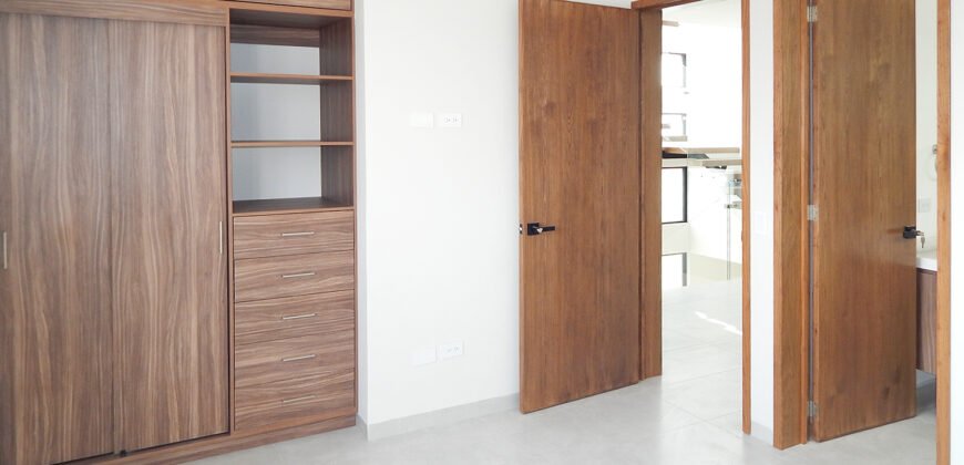 Hermosa Casa Nueva en Arbolada Bosques de Santa Anita, Tlajomulco. 236 Mts.