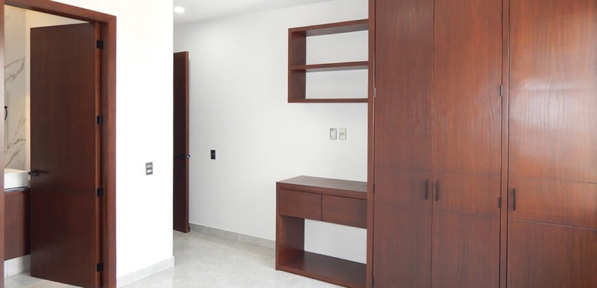 Casa Nueva en Punto Sur Elite, Tlajomulco. 306 Mts.