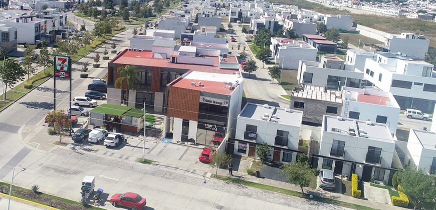 Casa en Venta en ADAMAR Residencial, Tlajomulco. 93 Mts.