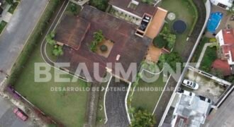 CASA PREMIUM EN VENTA| UBICACION CENTRICA PRIVILEGIADA