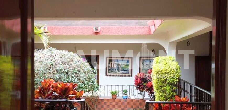 CASA PREMIUM EN VENTA| UBICACION CENTRICA PRIVILEGIADA