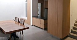 Casa con Doble Altura y Estupendos Acabados en Coto Privado de solo 14 casas – Zapopan Sur, Col. La Florida