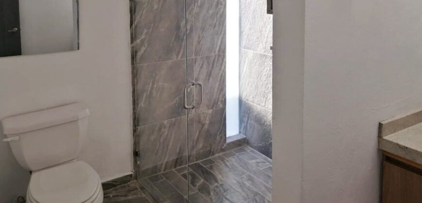 Casa con Doble Altura y Estupendos Acabados en Coto Privado de solo 14 casas – Zapopan Sur, Col. La Florida