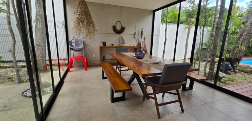 Casa amueblada 3 recámaras en renta con alberca privada en Senderos Sur