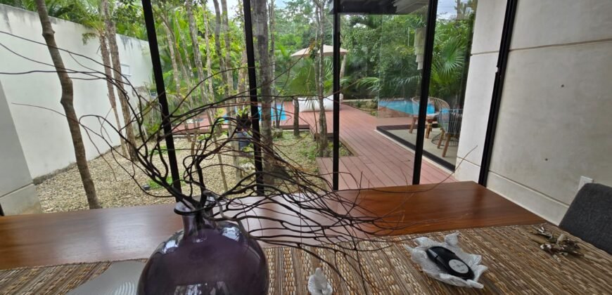 Casa amueblada 3 recámaras en renta con alberca privada en Senderos Sur