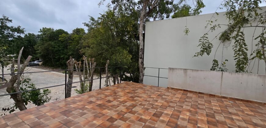 Casa amueblada 3 recámaras en renta con alberca privada en Senderos Sur