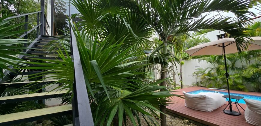 Casa amueblada 3 recámaras en renta con alberca privada en Senderos Sur