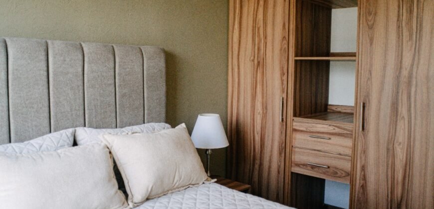 CASAS Y DEPARTAMENTOS ARA