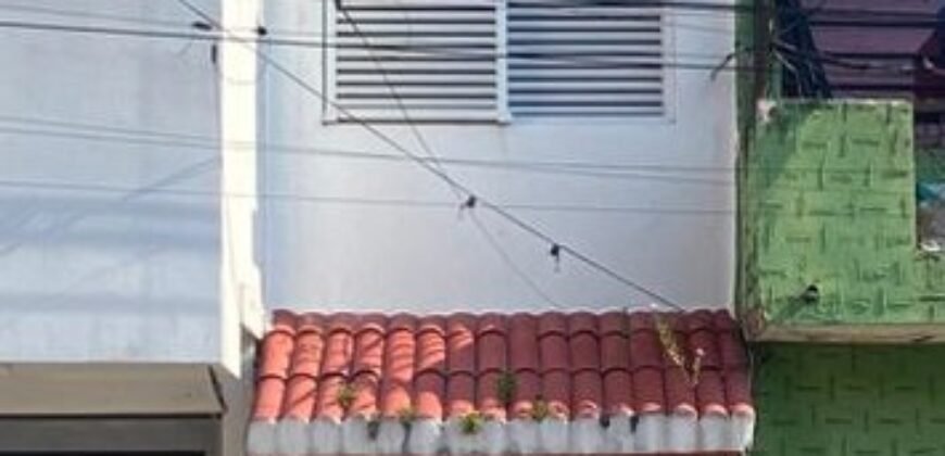 🏡 Casa en venta de 209 mt2 construidos!!! Céntrica, en Calle Natividad Arias, casi esq. Noe de la Flor, Col. 18 Marzo, Vhsa., Tab. por $1,900,000!!