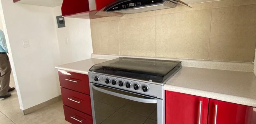 VENTA RESIDENCIA: ALCAZAR, NORTE DE LA CIUDAD