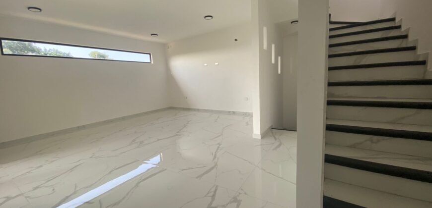 🏡 Casa nueva en venta de 225 mt2 construidos!!! A super precio!! Calle E. Zapata s/n, Lomitas, Nacajuca., Tab. por $2,649,000!!