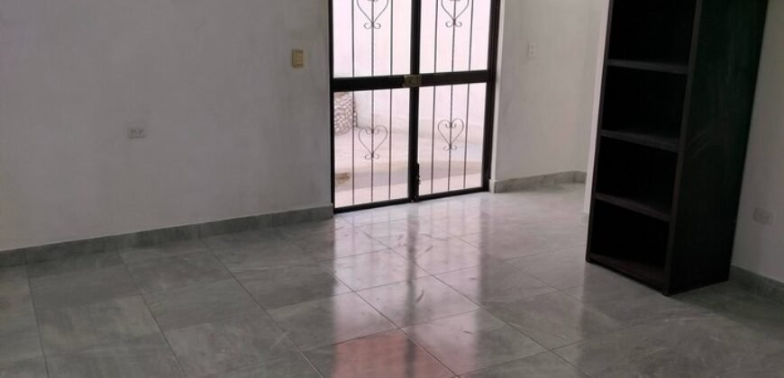 Casa Dúplex planta baja en Renta, cerca de Calzada Zavaleta, Colonia Santa Cruz Buena Vista en Puebla.