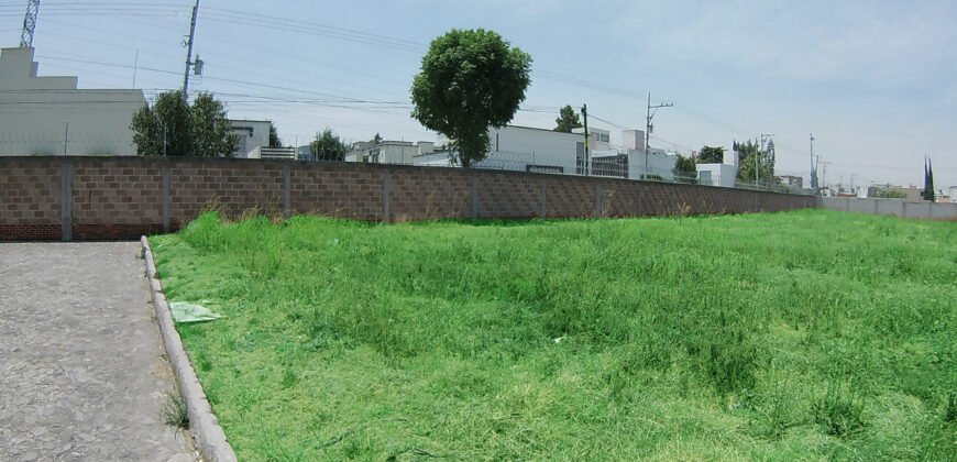 Terrenos en Venta Fracc Santa Cruz Guadalupe por Recta a Cholula, Puebla