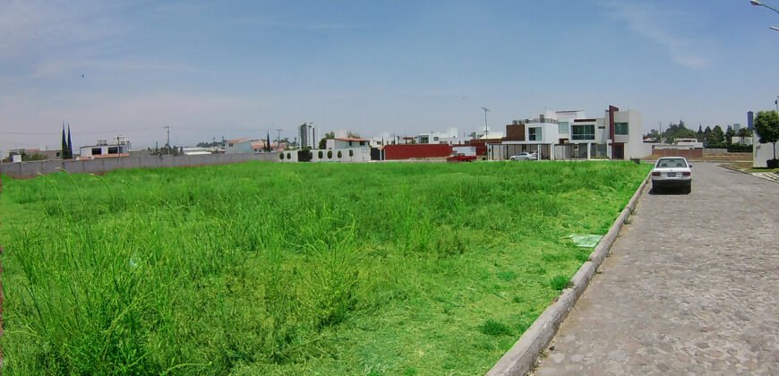 Terrenos en Venta Fracc Santa Cruz Guadalupe por Recta a Cholula, Puebla