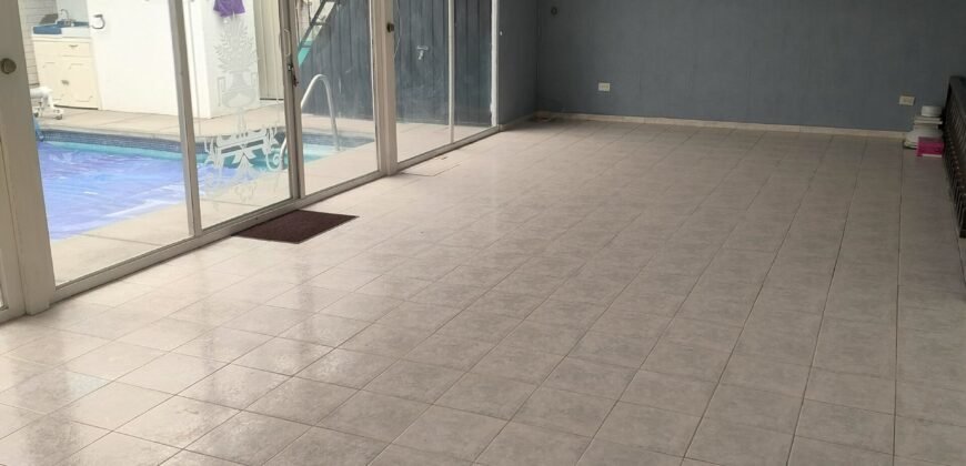 Vendo Casa con Alberca en Col. Ladrillera de Benítez en Puebla, Pue.