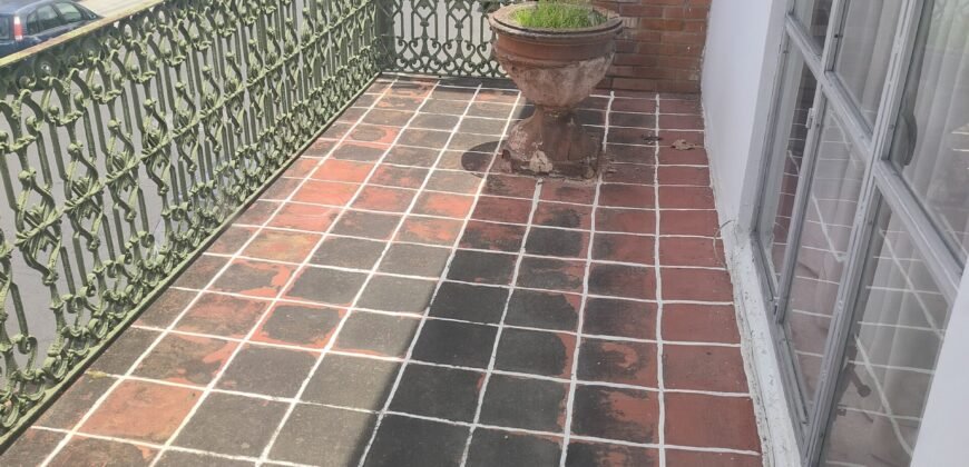 Vendo Casa con Alberca en Col. Ladrillera de Benítez en Puebla, Pue.