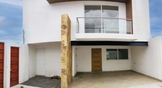 Vendo Casa Nueva en San Pedro Cholula Puebla, en conjunto privado de solo 4 terrenos.