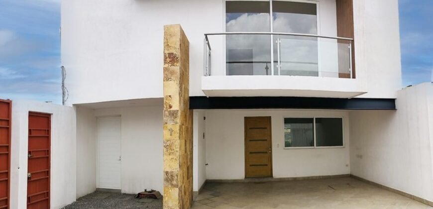 Vendo Casa Nueva en San Pedro Cholula Puebla, en conjunto privado de solo 4 terrenos.