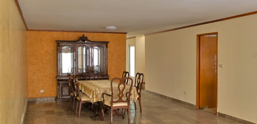 Excelente residencia en venta en Colonia La Paz, en el corazón de Puebla Capital!