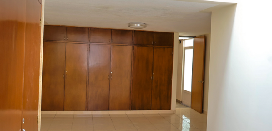 Excelente residencia en venta en Colonia La Paz, en el corazón de Puebla Capital!