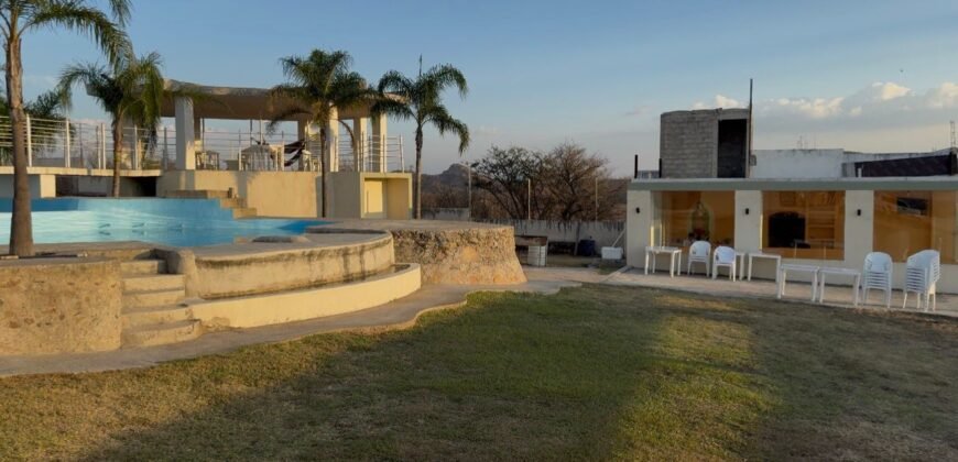 Quinta Panoramica en La Cima de Montaña con Vistas a Chapala, Cajititlán y Gdl